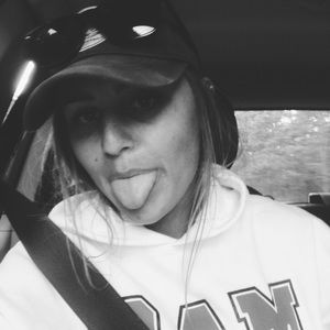 Meet your Posher, Abby